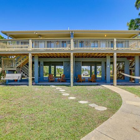 Waterfront Cedar Key Duplex Home Grill And Dock! Exterior photo