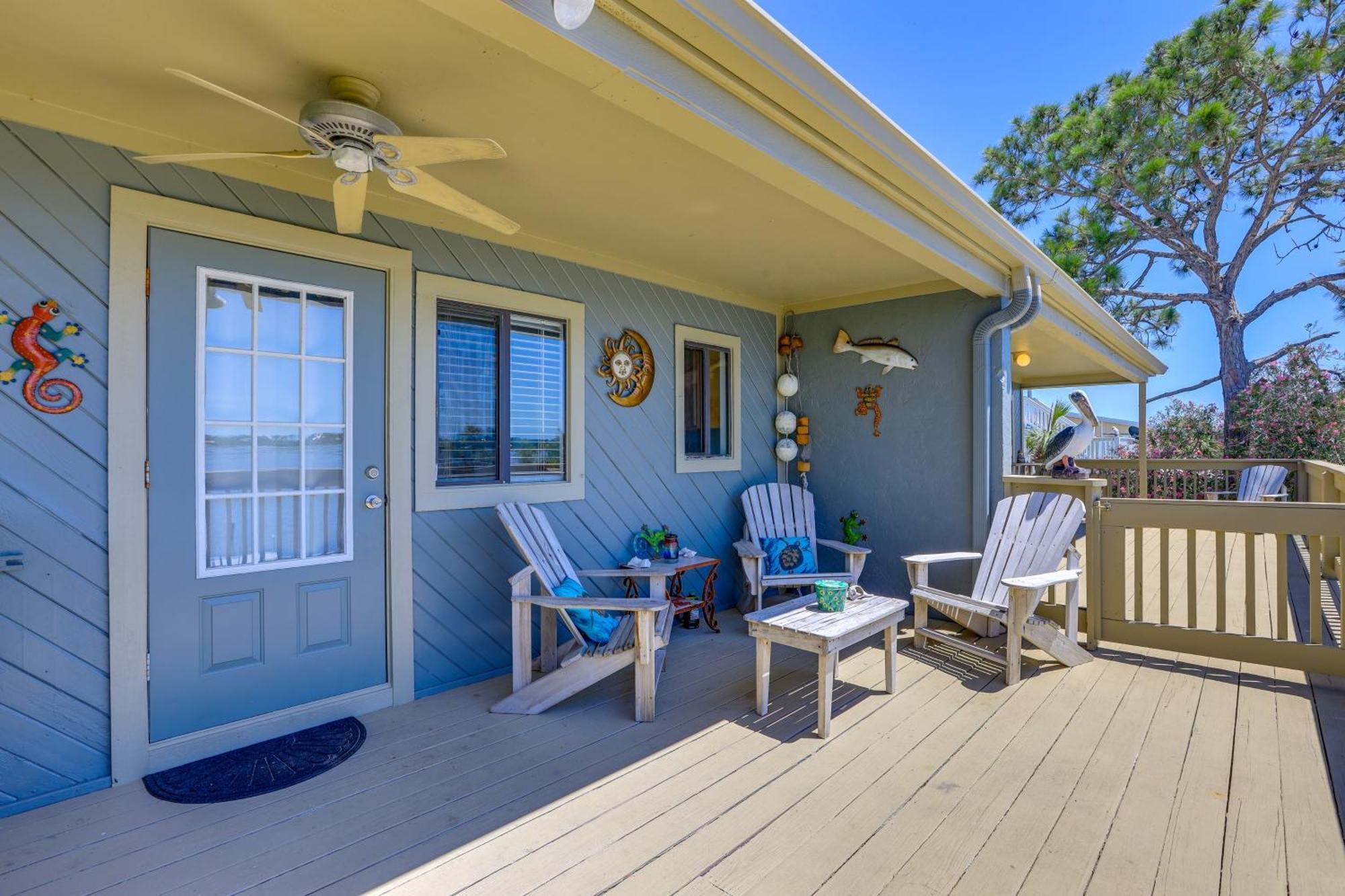 Waterfront Cedar Key Duplex Home Grill And Dock! Exterior photo